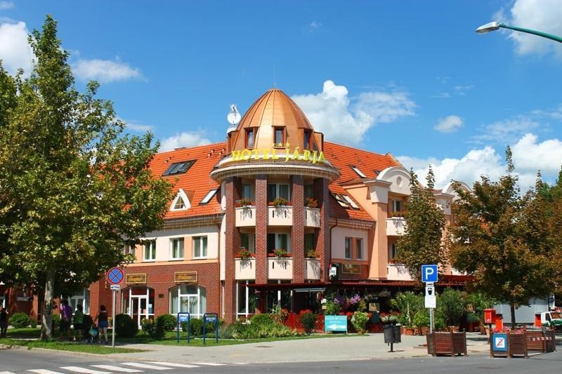 Hotel Jarja Hajduszoboszlo Luaran gambar