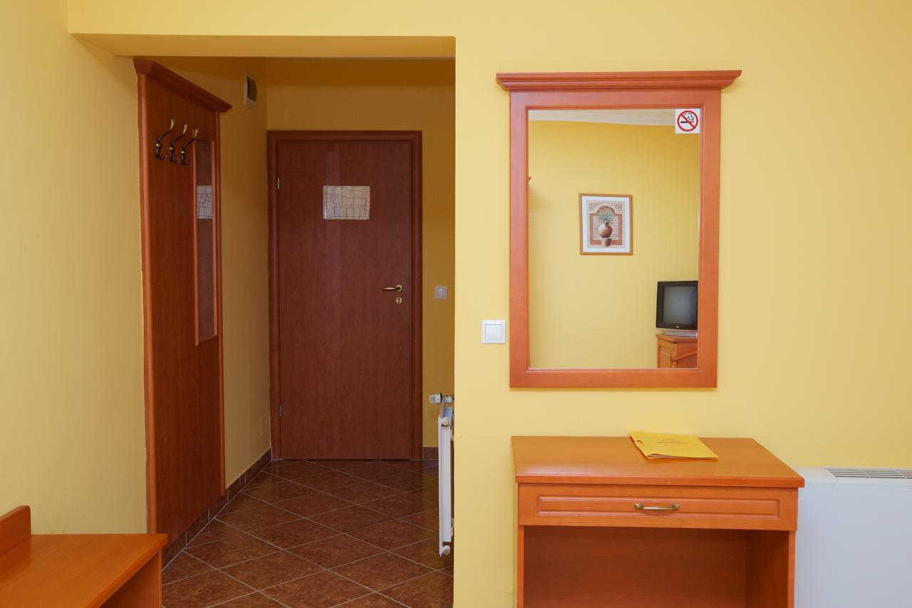 Hotel Jarja Hajduszoboszlo Luaran gambar