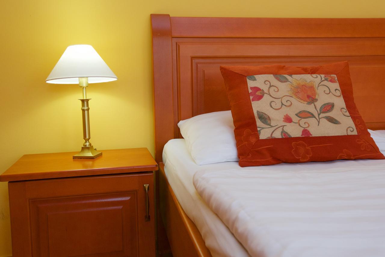 Hotel Jarja Hajduszoboszlo Luaran gambar